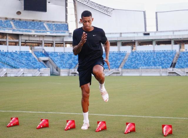 洛佩斯自曝已与海港解约：下一站还想留在亚洲联赛